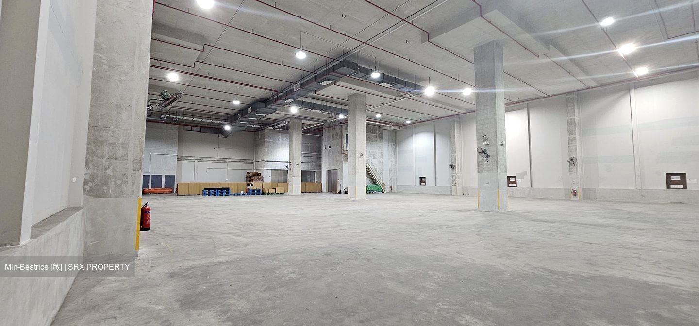 Foh Foh Building (D22), Warehouse #558022681